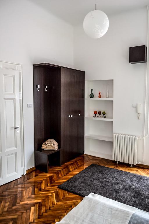 Modena Apartments Novi Sad Habitación foto
